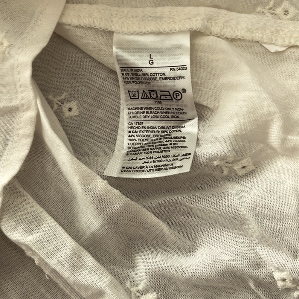 Old Navy Top - Picture 8 of 9